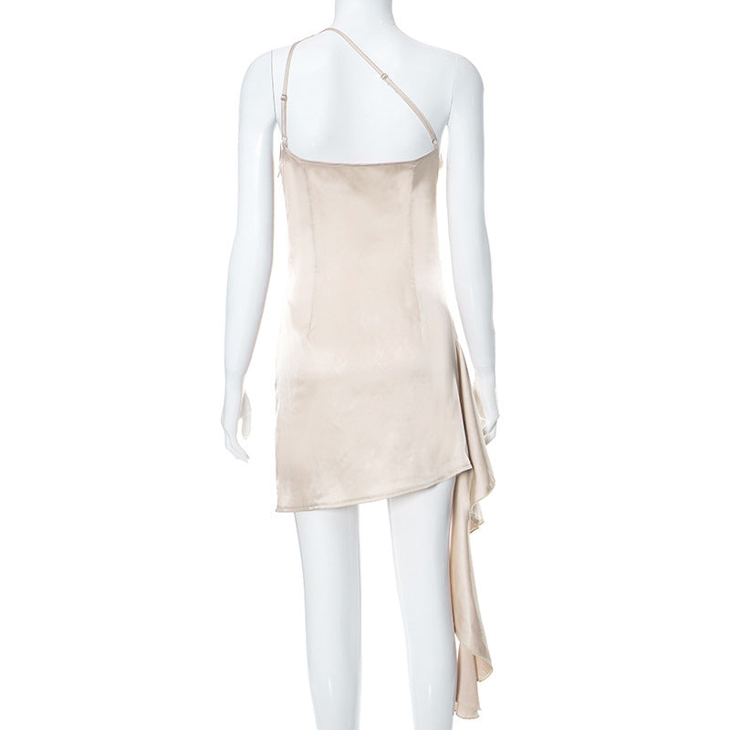„Trendiges Partykleid für Damen – Sexy schmales, kurzes One-Shoulder-Outfit