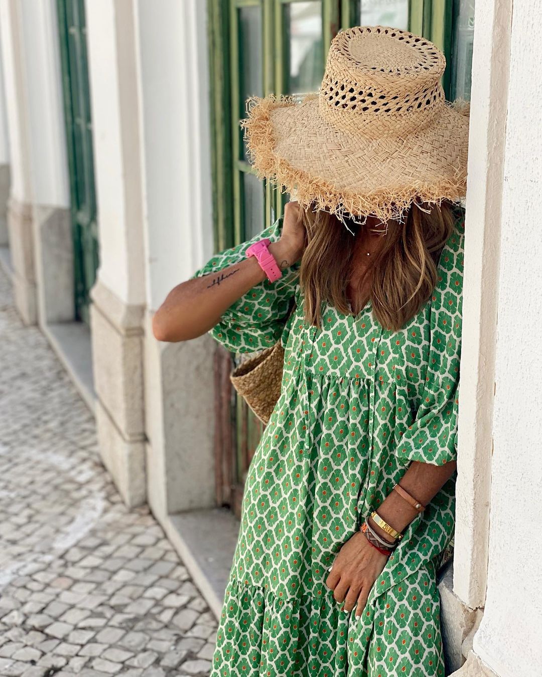 Vintage Bohemian Maxi Dress – Elegant V-Neck Short Sleeve Summer Outfit