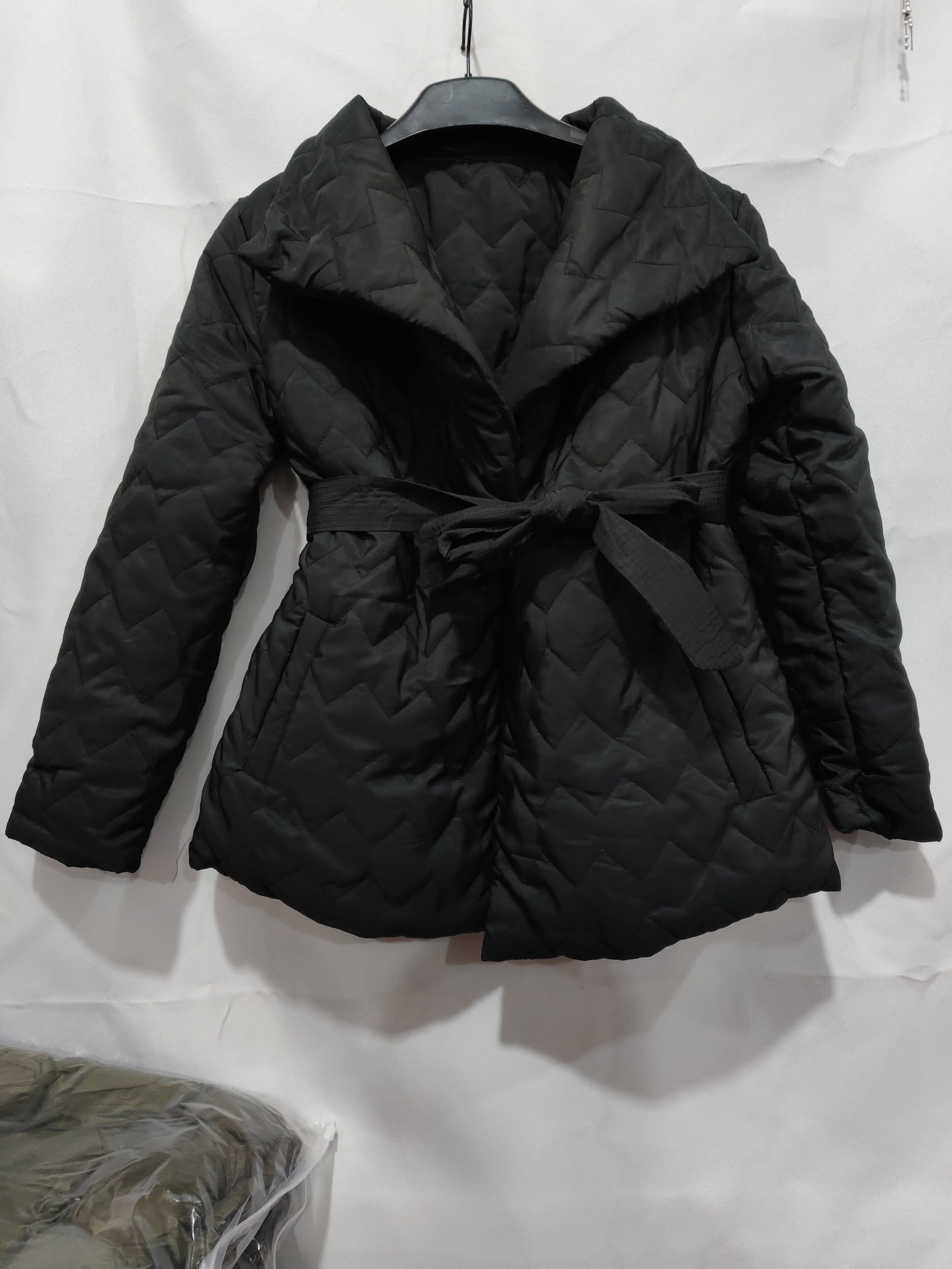 Winter Ripple-stitching Jacket With Belt Fashion Warm Pockets Lapel Coat Women's Temperament Lightweight Outwear Clothing