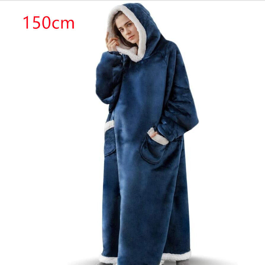 Snuggle Cloud Hoodie-Decke