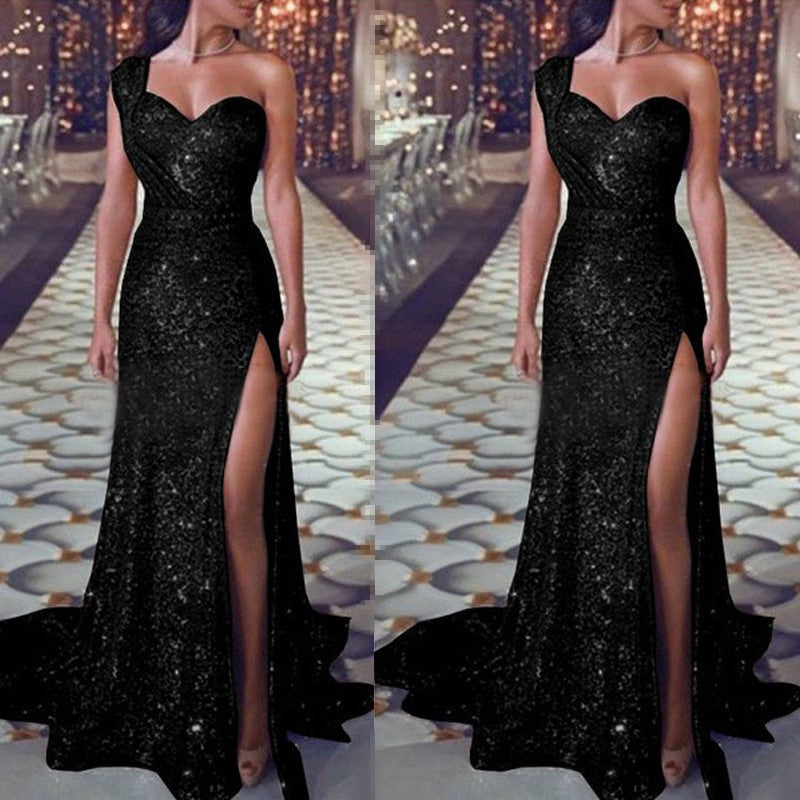 Damenbekleidung Ein-Schulter-ärmelloses Kleid mit Bronzierung und Schlitz