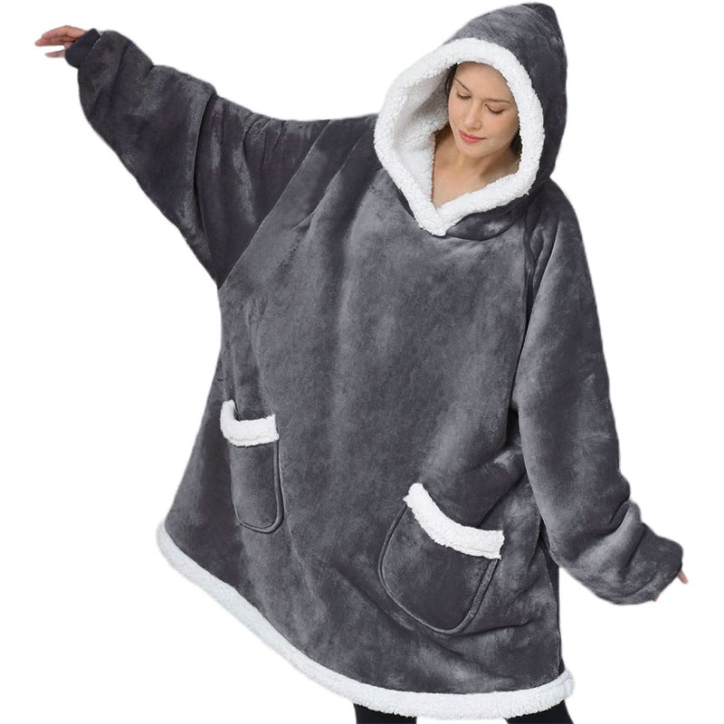 Snuggle Cloud Hoodie-Decke