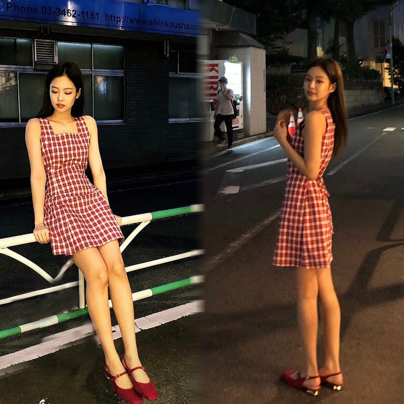 Robe sans manches à carreaux rouges rétro Jennie
