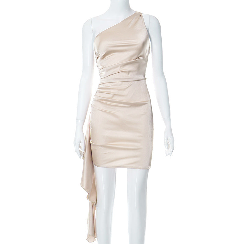 „Trendiges Partykleid für Damen – Sexy schmales, kurzes One-Shoulder-Outfit