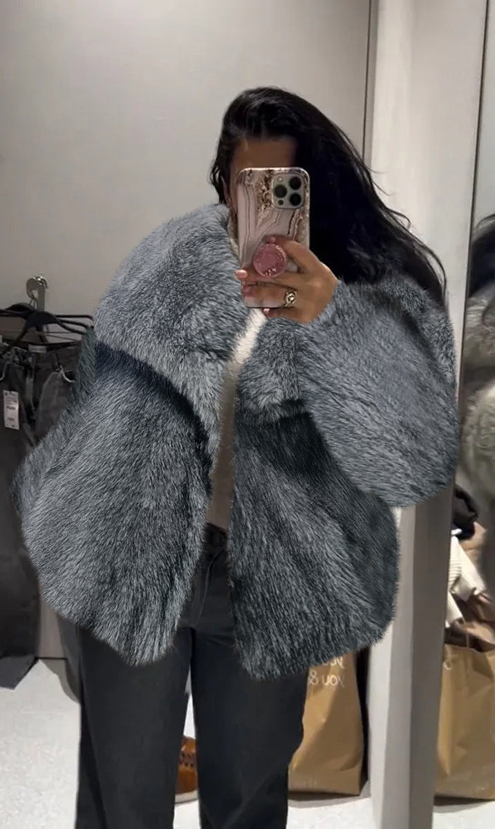 SnowFluff Plüschjacke