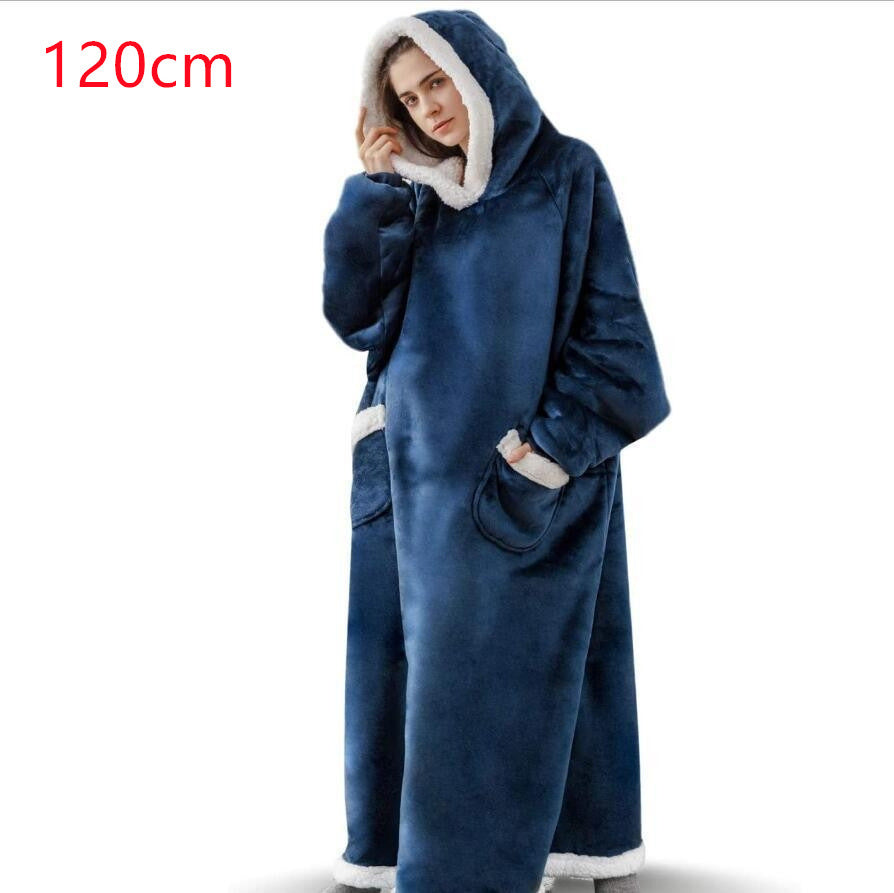 Snuggle Cloud Hoodie-Decke