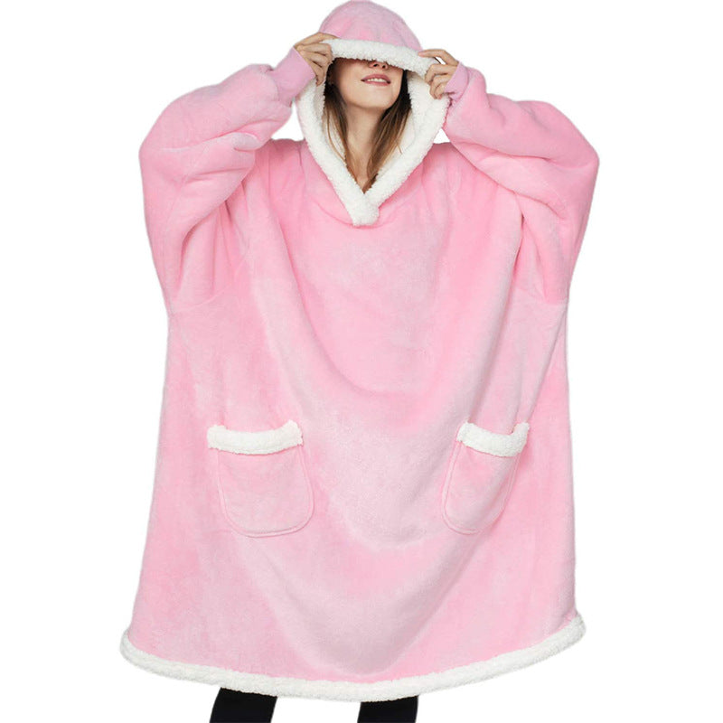 Snuggle Cloud Hoodie-Decke