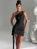 “Trendy Women’s Party Dress – Sexy Slim Fit One-Shoulder Short Outfit